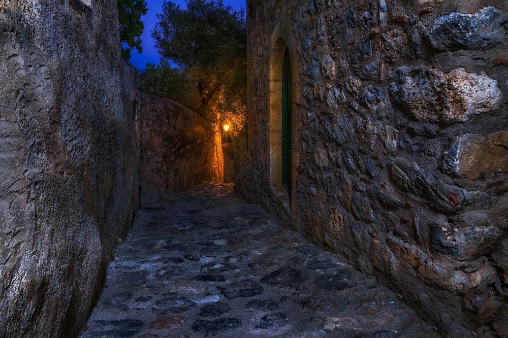 Ночь в средневековом городе