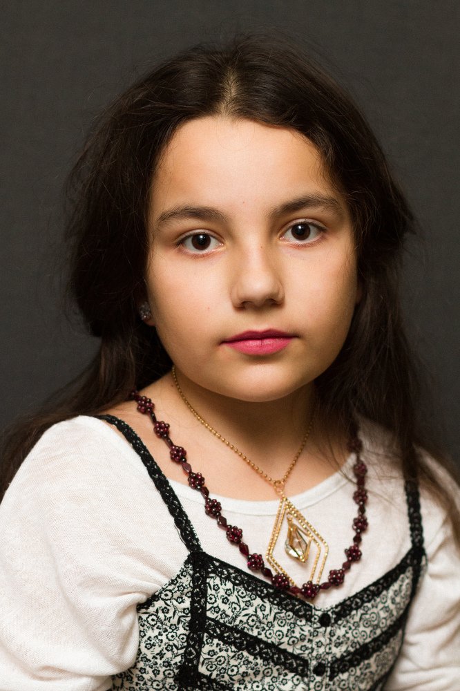 Портрет дочки а-ля Харламов