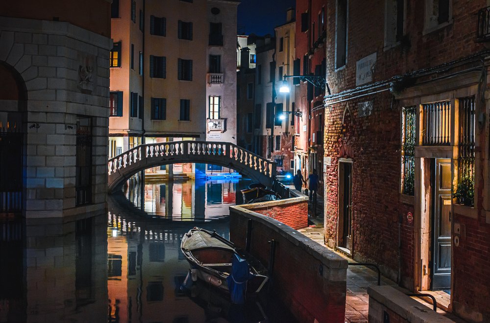 Photograph by Andrey Chuntomov