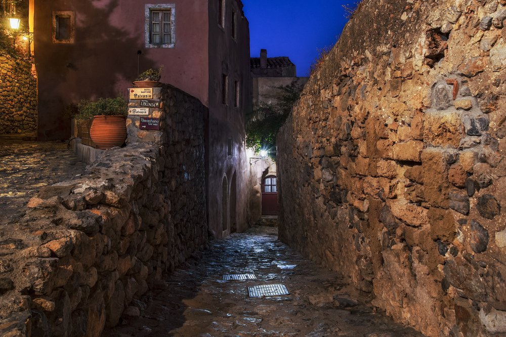 Ночь в средневековом городе