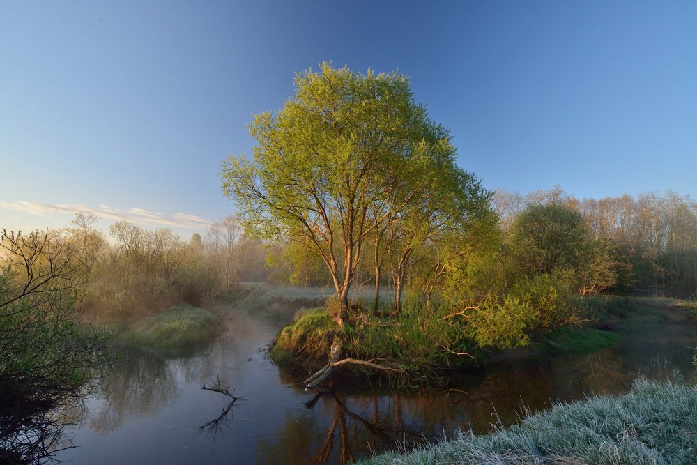 Рассвет на реке Милье