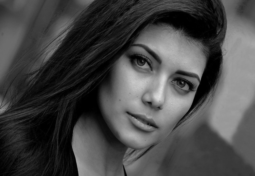 ИЗУМИТЕЛЬНО .