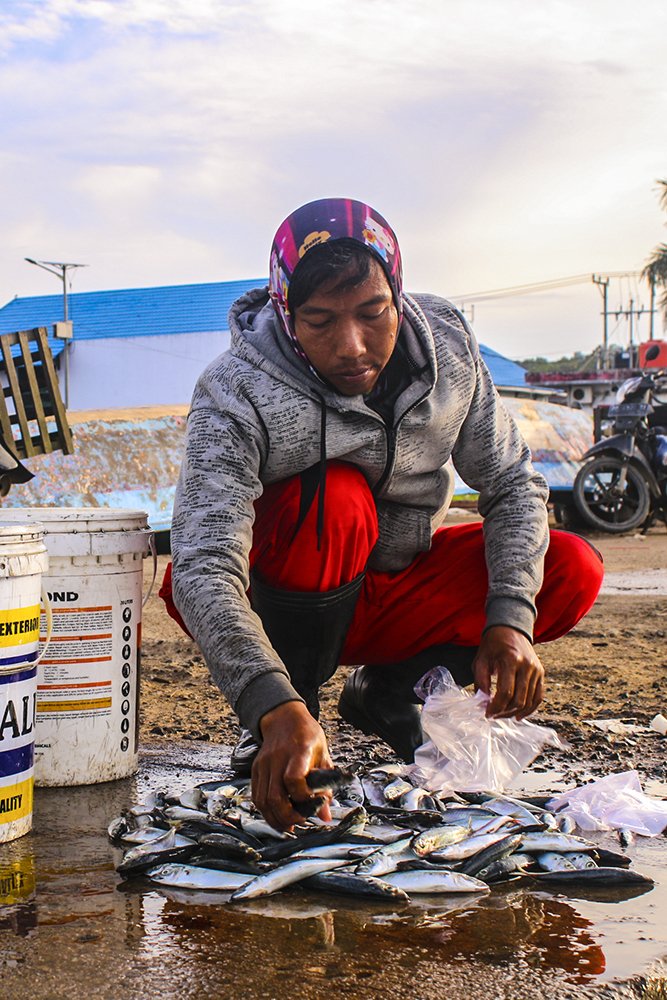 Photograph by Isak Imbiri