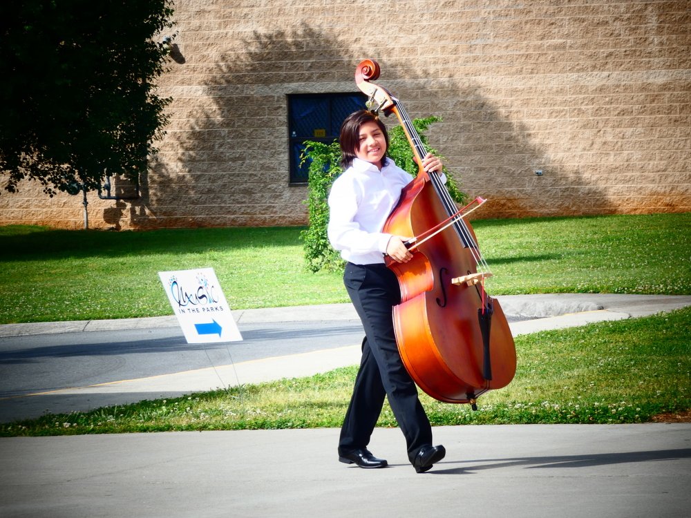 Юнный музыкант.