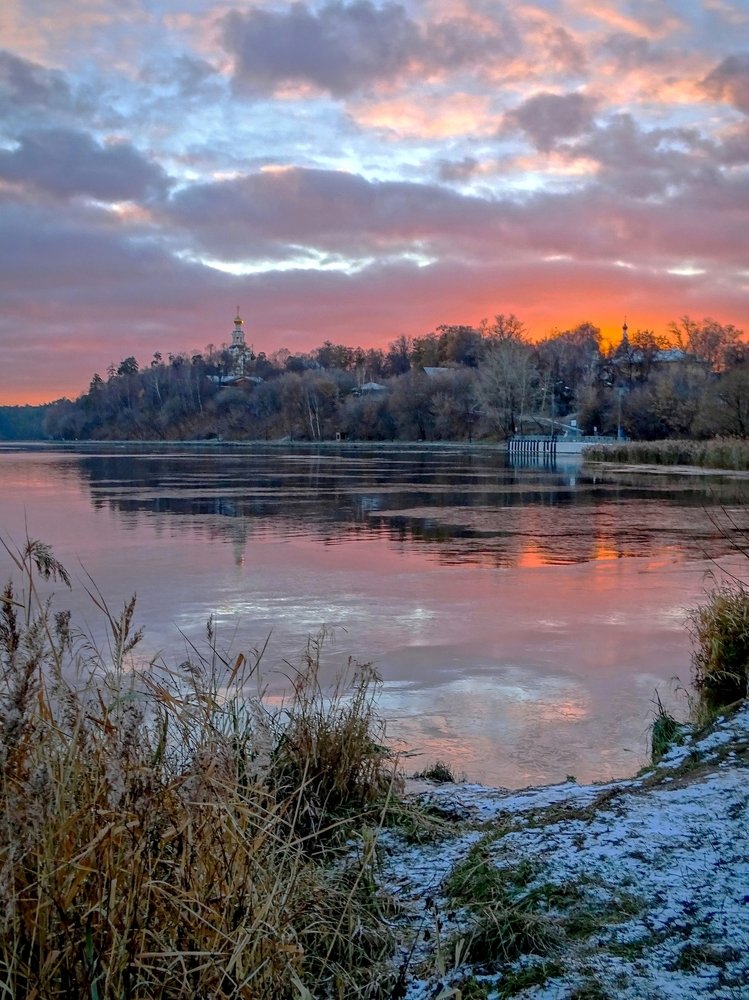 Алый закат...