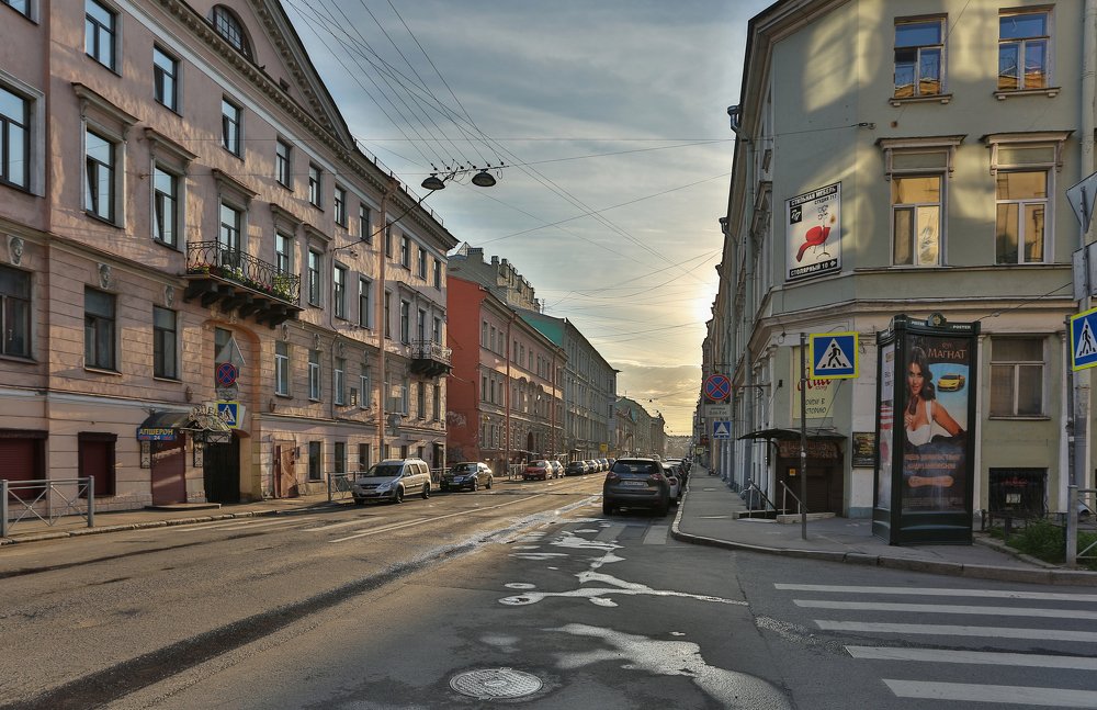 На рассвете в Санкт-Петербурге