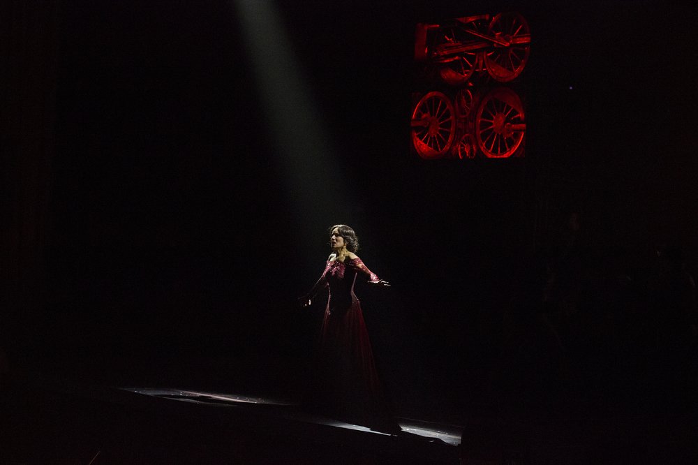 Под угрозой отчаяния