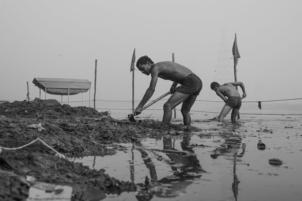 cleaning for festival  after a flood
