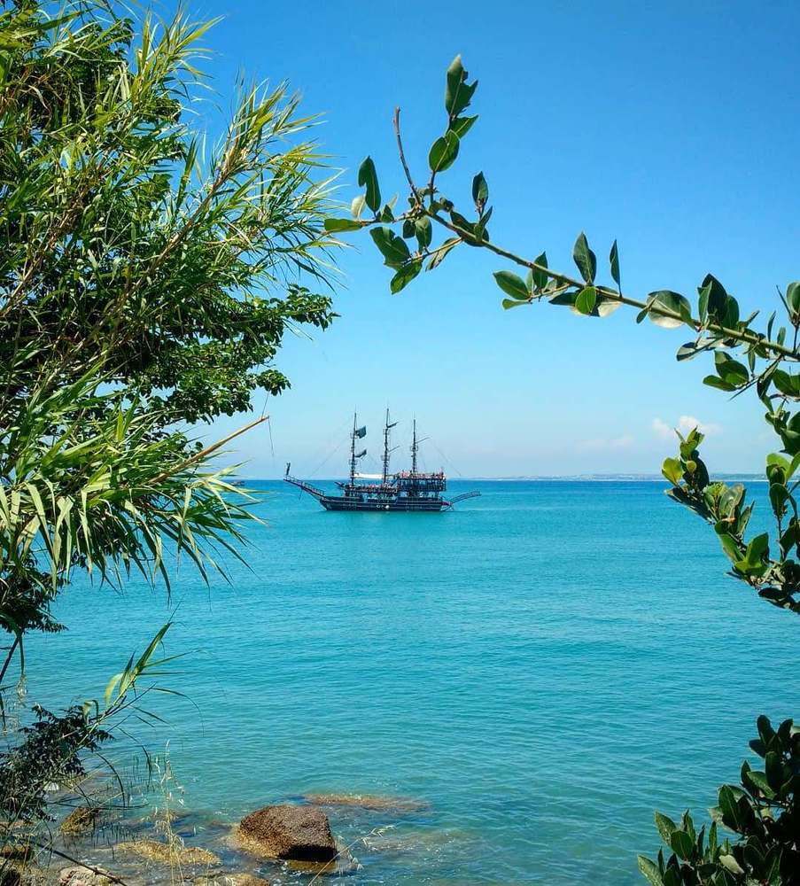 Пираты средиземного моря (=