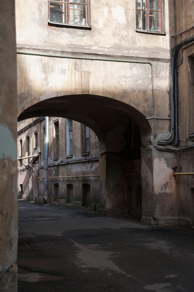 Дворы Петербурга