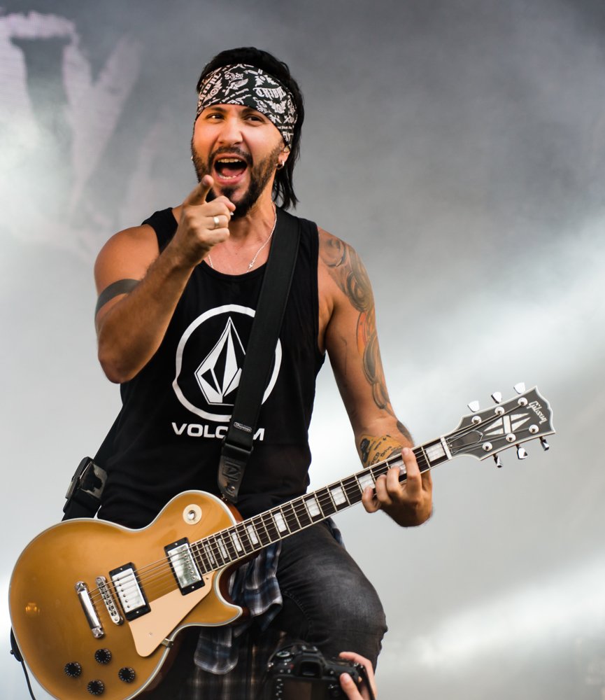 Окна открой!