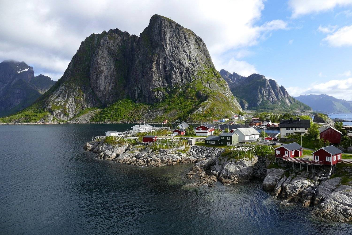 Sunny day in Lofoten