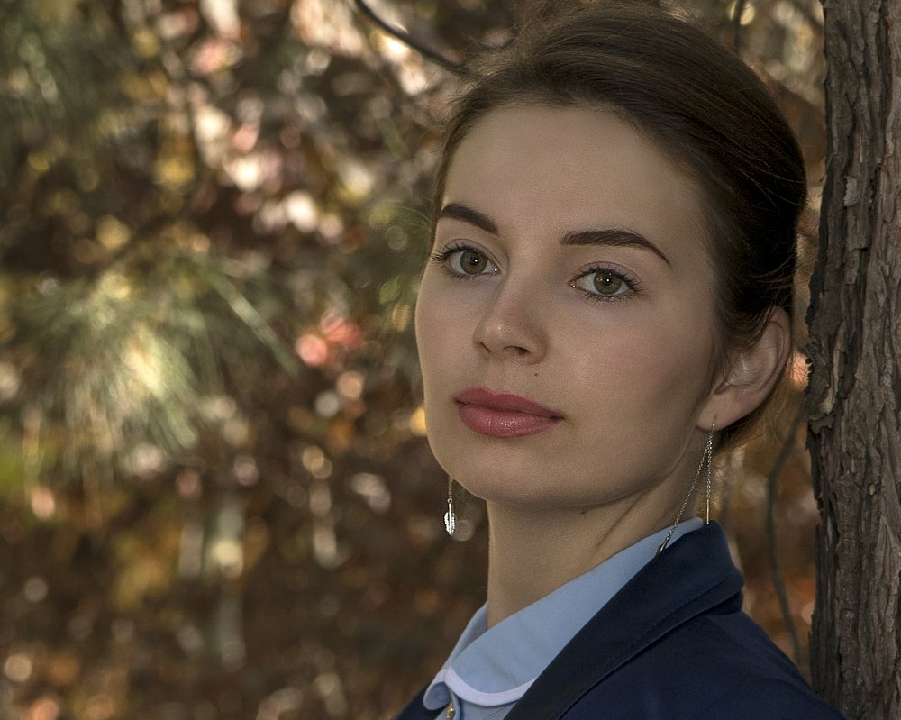 А ты глядишь в пространство..