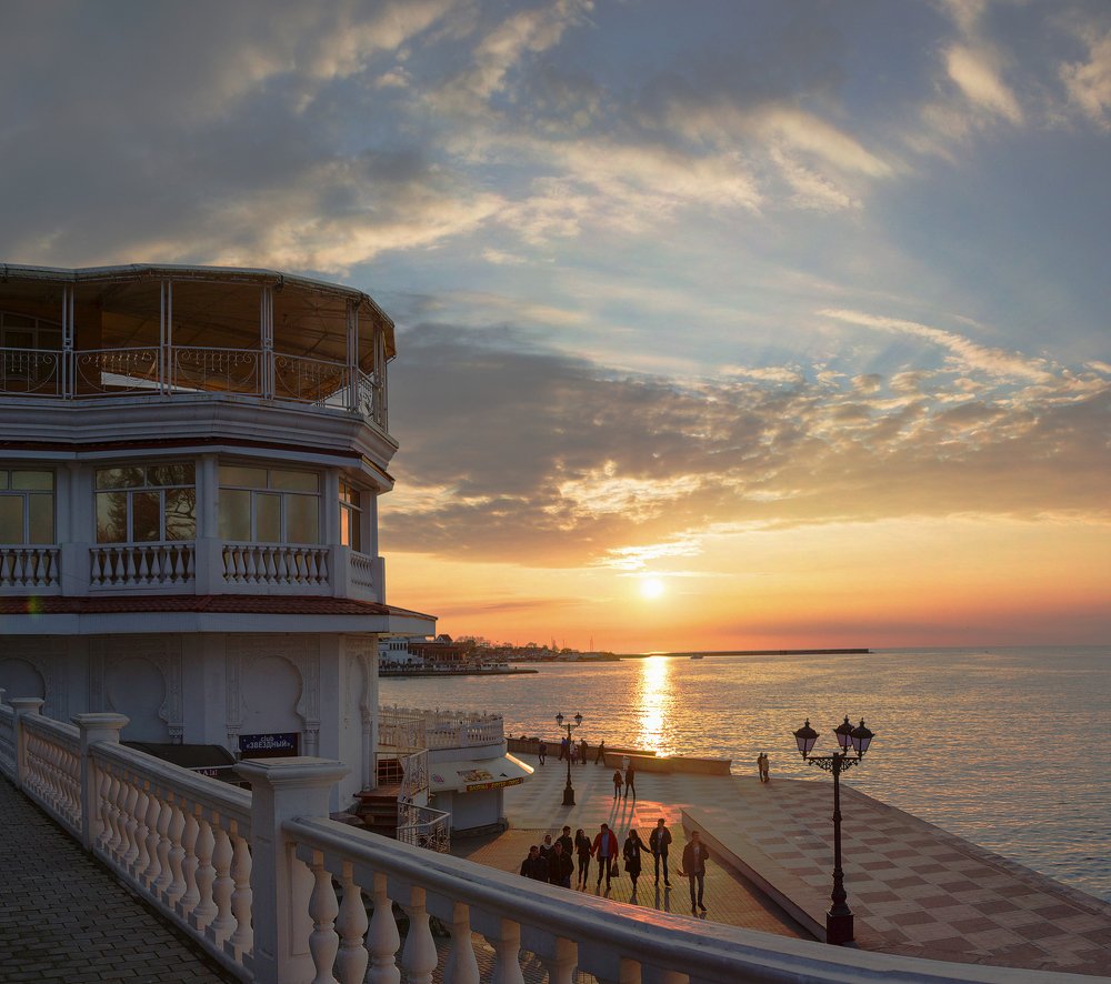 Photograph by AlexSa