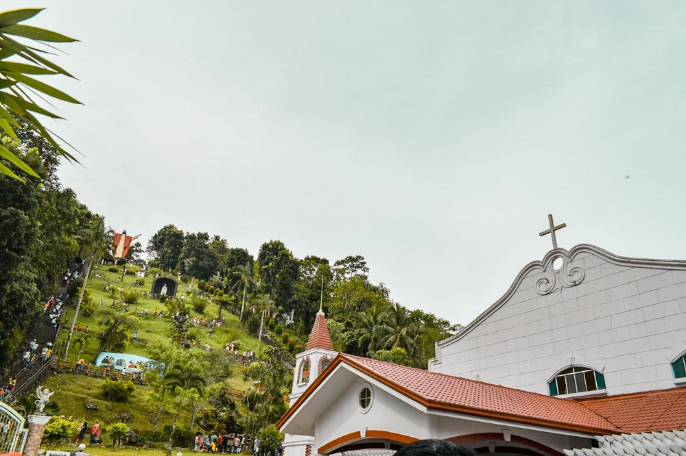 Kamay ni Hesus (Hands of Jesus) Grotto