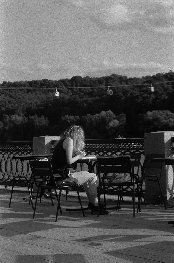 Lists on the promenade
