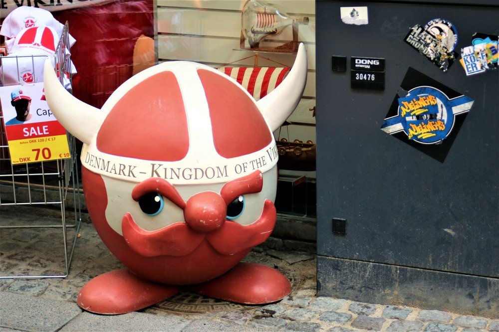 Photograph by Dinel Teodorescu