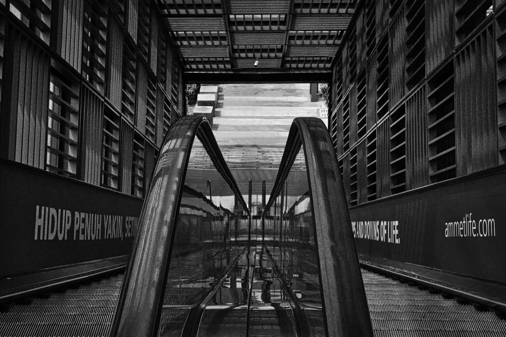 Empty Lanes Down & Up