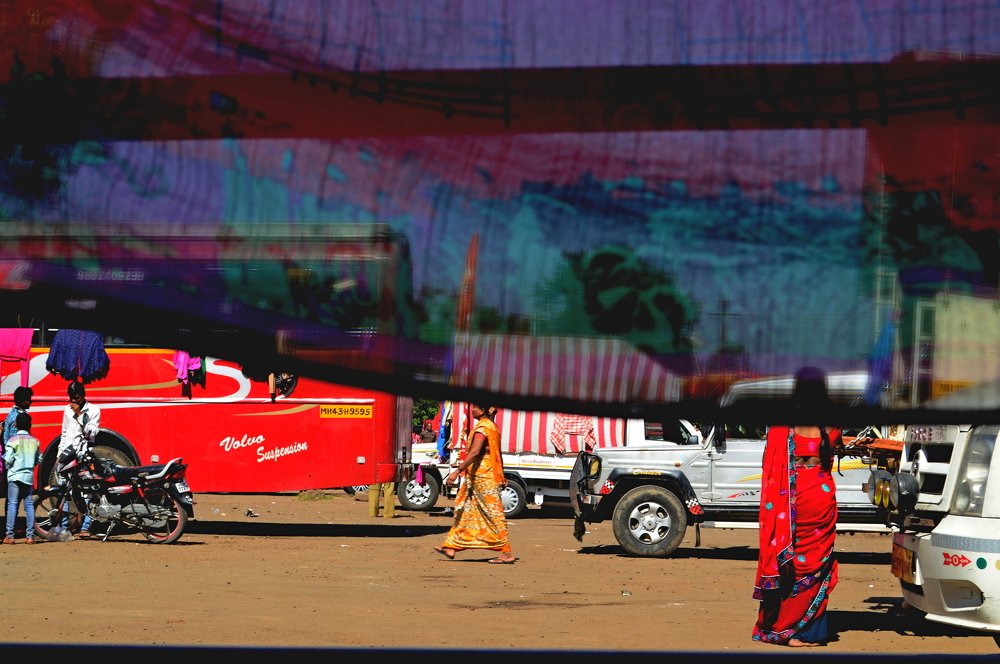 Half seen Half unseen