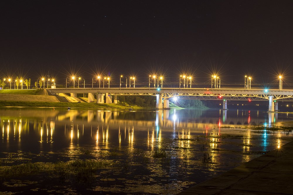 Мост ночью
