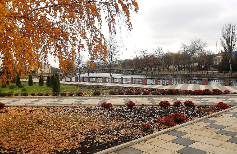 Набережная в ноябре