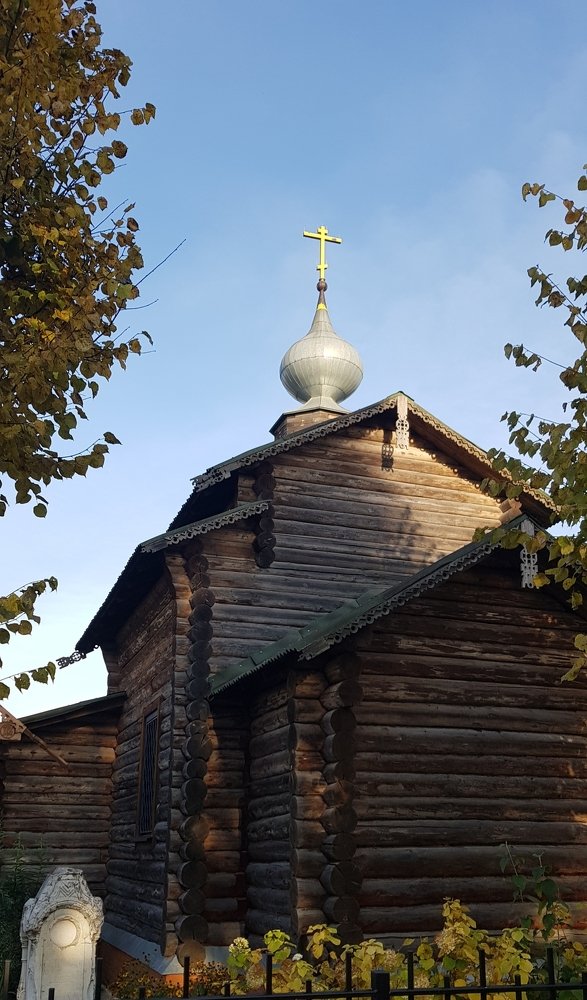 Старая церковь.