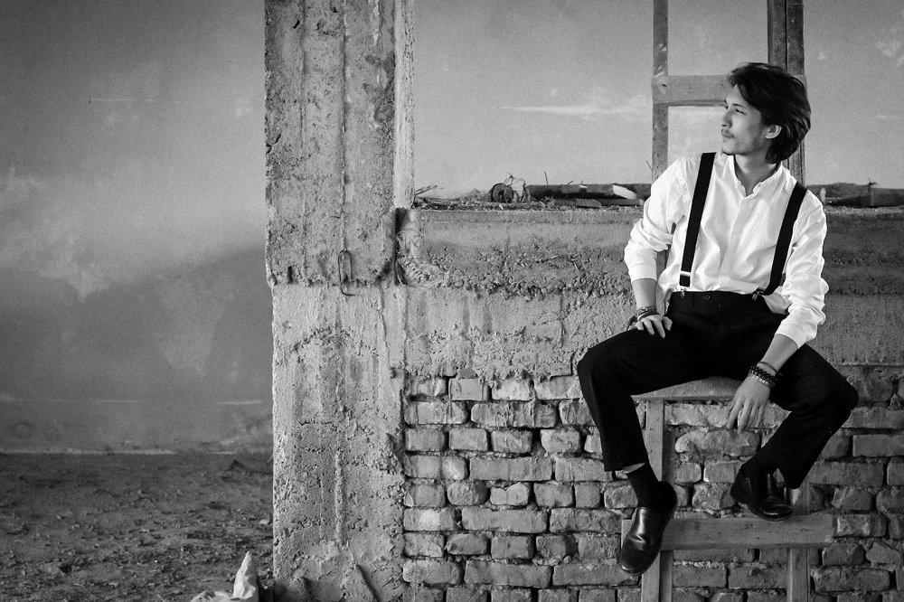 В ожидании.