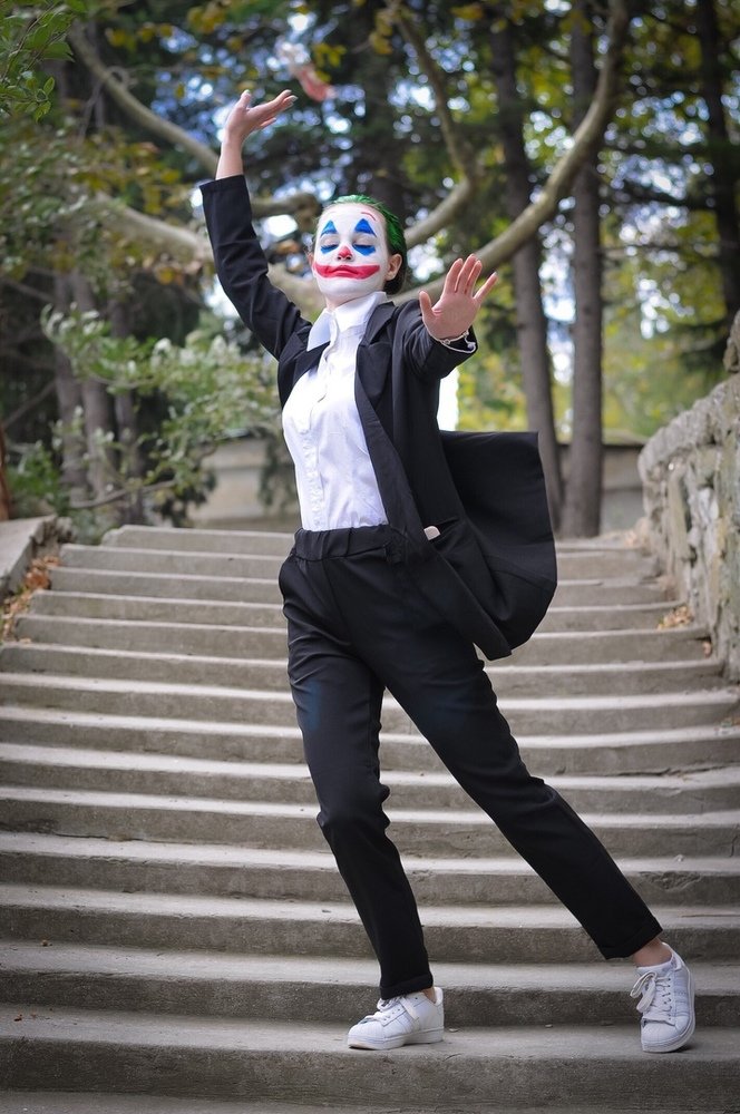 Photograph by Yulia Kineberg