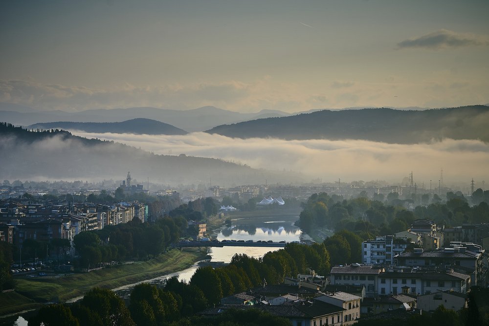 Туманное утро во Флоренции