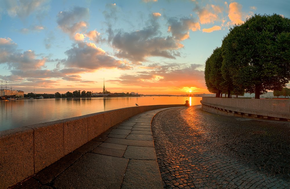 Sunrise in St. Petersburg
