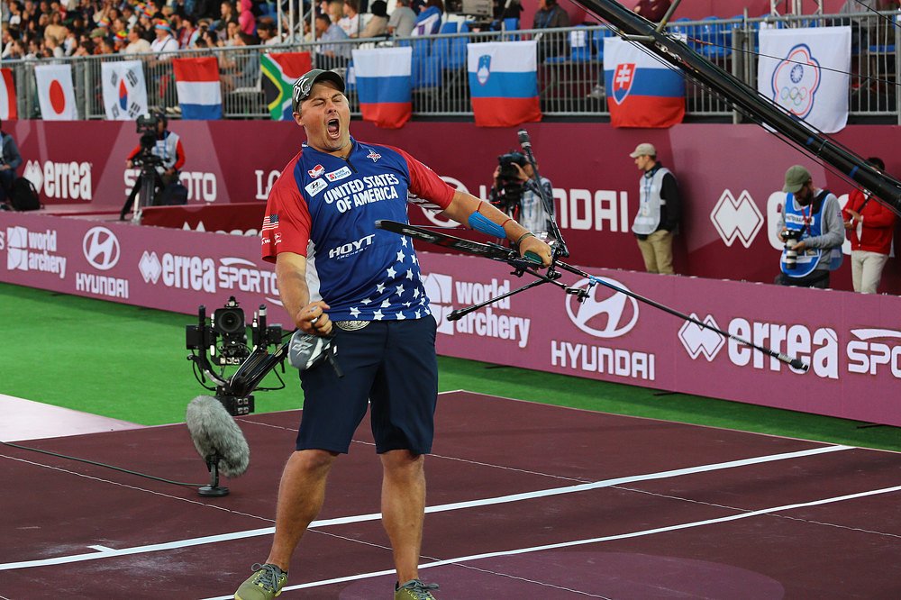 Первые мгновения победы в финале сезона 2019.