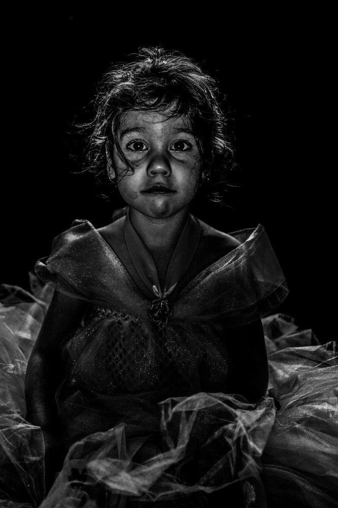 Photograph by Daria Virbanescu