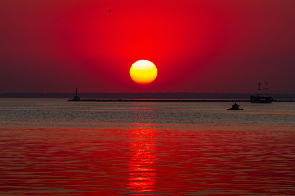 И зима, и лето, вместе на край Света