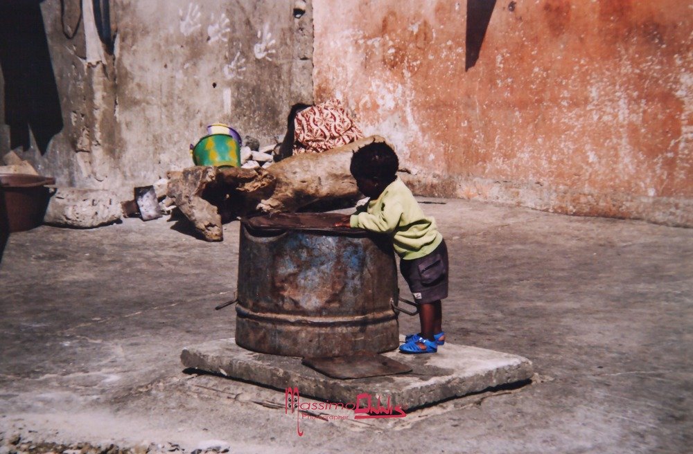 Photograph by Massimo Onnis