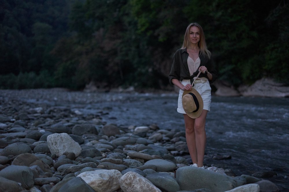 Вечерний портрет у реки