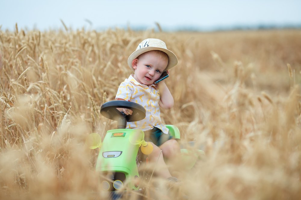 Когда работал в поле и позвонила Любимая