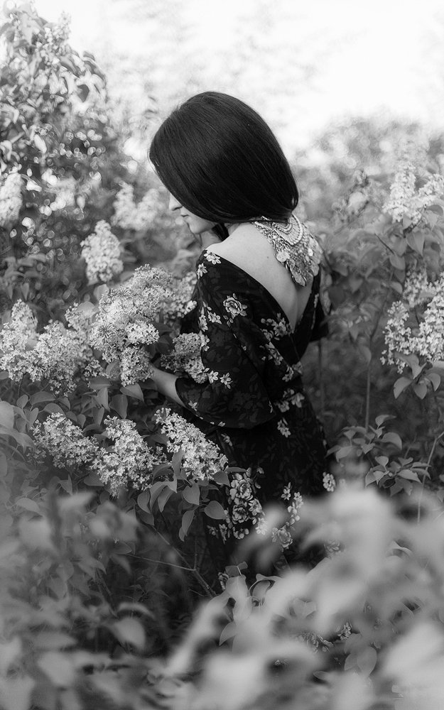 Photograph by Alisun photography Sasha