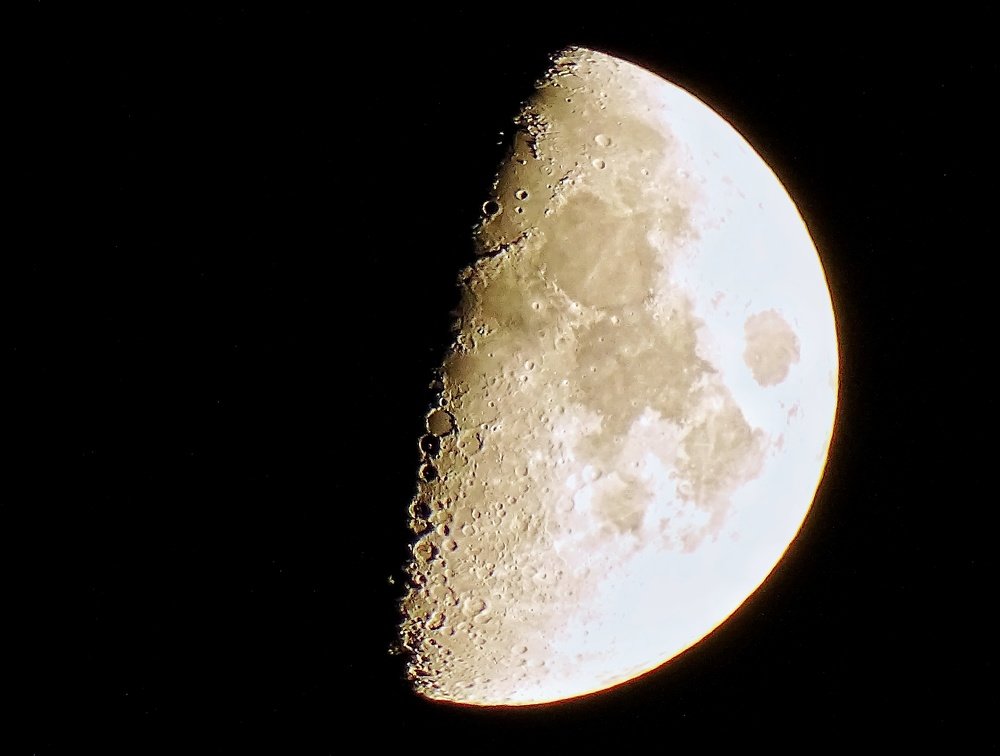 Лунные кратеры