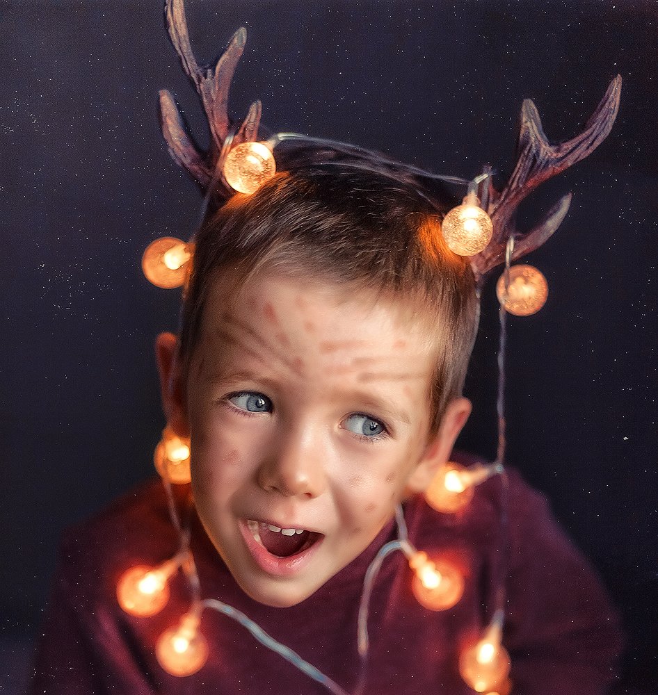 Photograph by Alisun photography Sasha