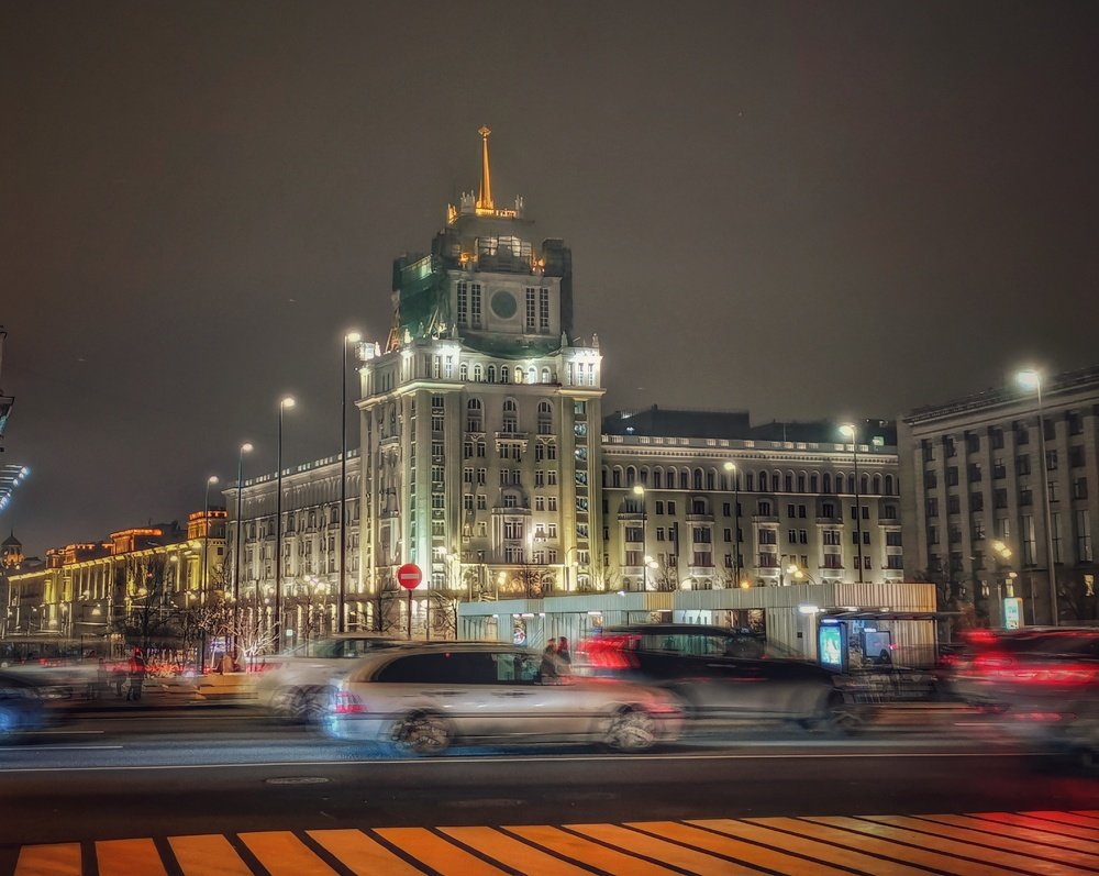 Тверская над Садовым