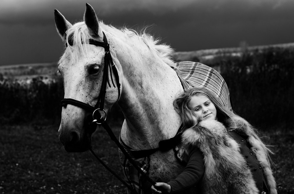 В поле/In field