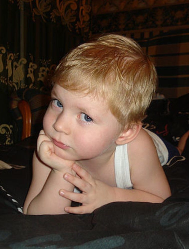 Фотография автора Павел Попов