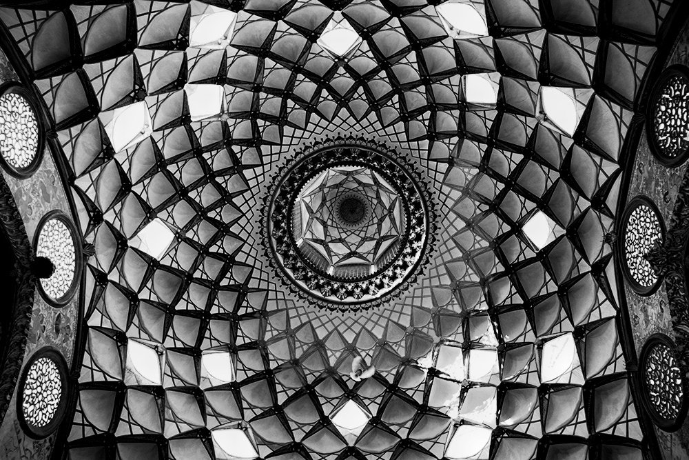 Photograph by Amir Garoosian