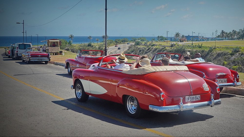 Красные авто...