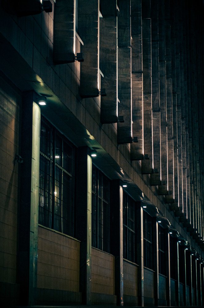 Бетонный массив.