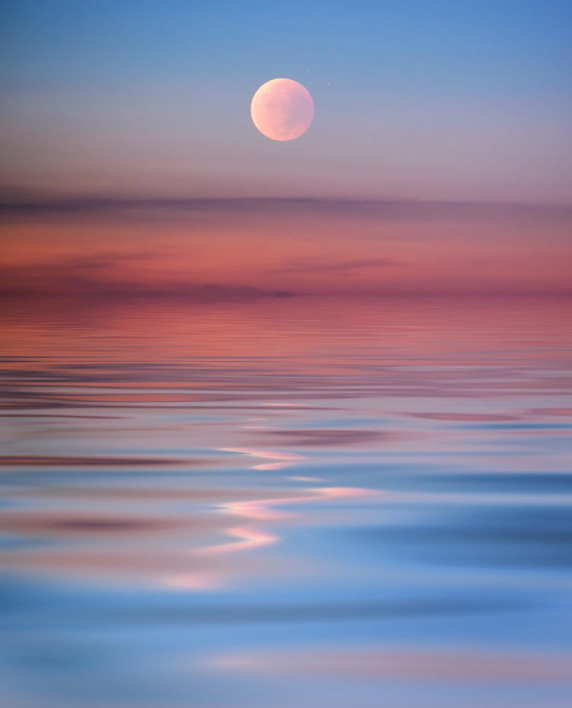 Восход полной луны