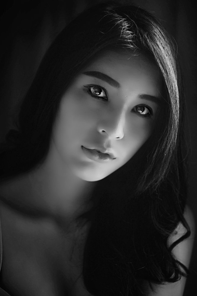 Photograph by Oliver Oh