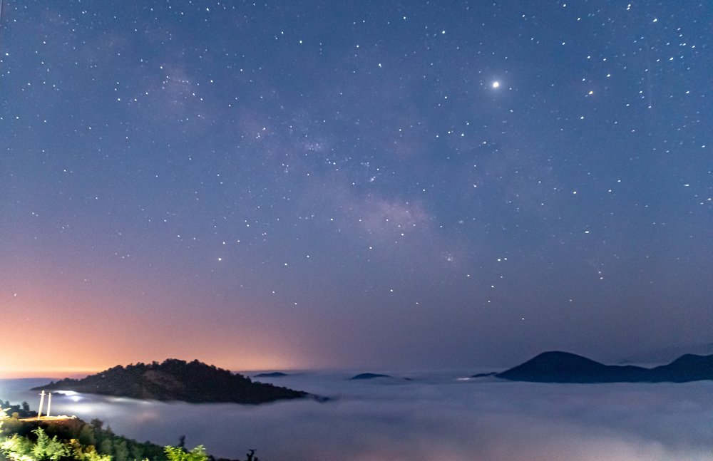 Photograph by Vahid Yavari