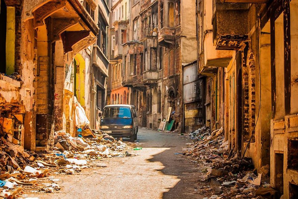 Photograph by Cemal Kaldirim