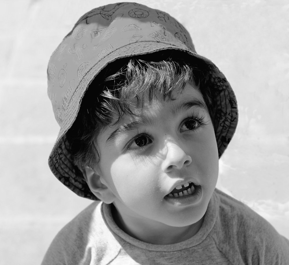 Photograph by Norayr Khazhakyan